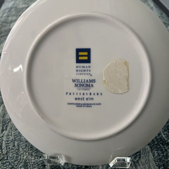 Williams Sonoma Pottery Barn West Elm Human Rights LOVE IS LOVE Heart Plate 7.5” - Picture 3 of 4